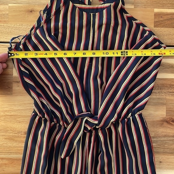 Sienna Sky Halter Neck Pantsuit/Jumpsuit size Small - Picture 5 of 7